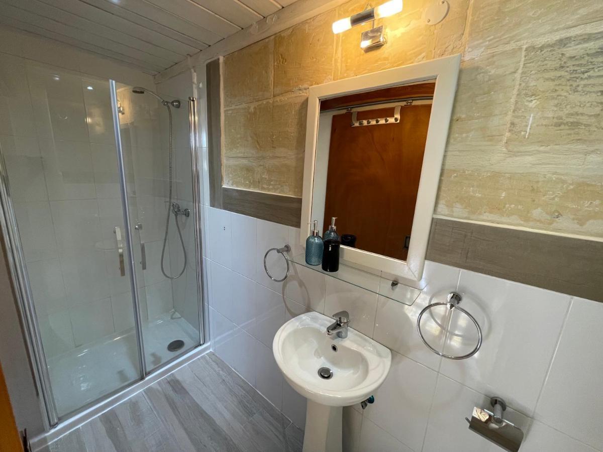 فندق Ghajn il-Kbira في  Penelope Townhouse المظهر الخارجي الصورة